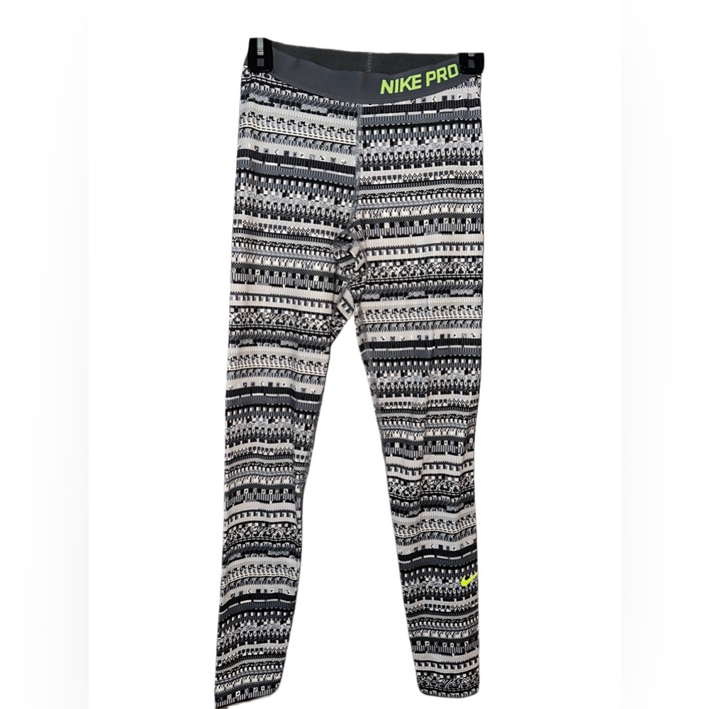 NIKE PRO LEGGINGS. SIZE SMALL. GRAY AND WHITE.